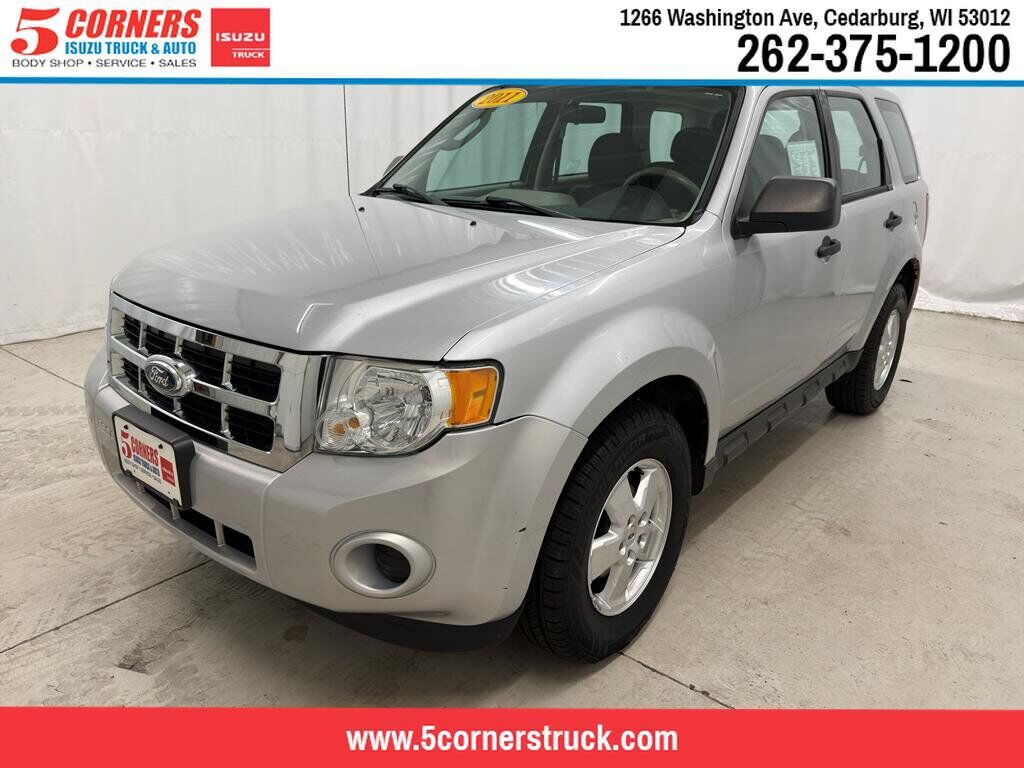 2011 FORD Escape