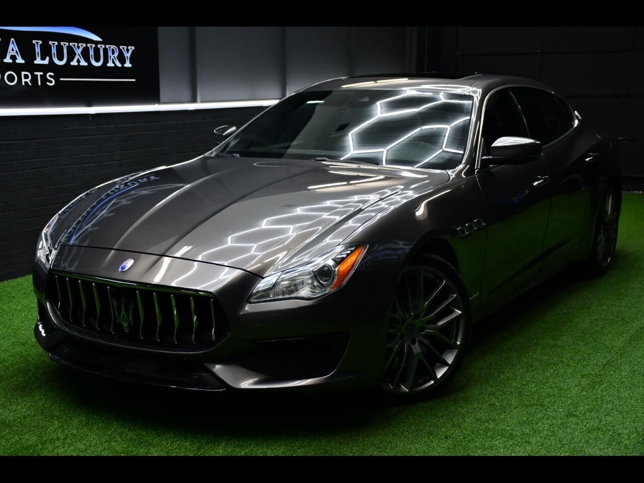 2017 MASERATI Quattroporte