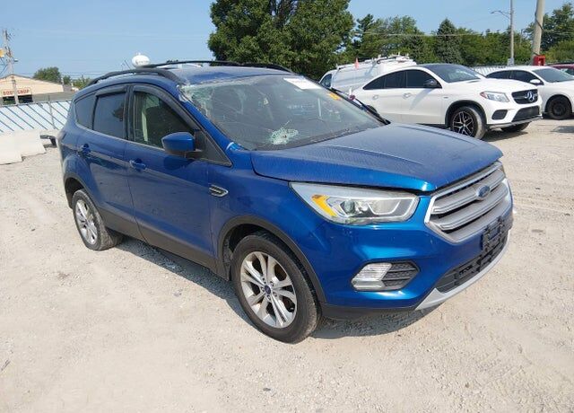 2017 FORD Escape