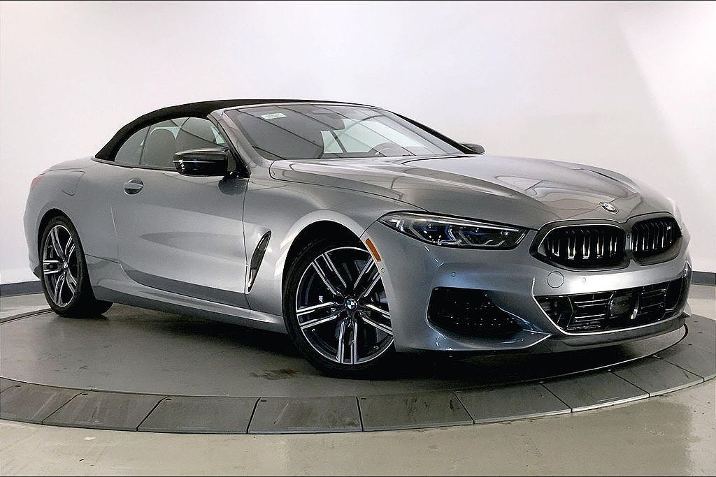 2026 BMW M8