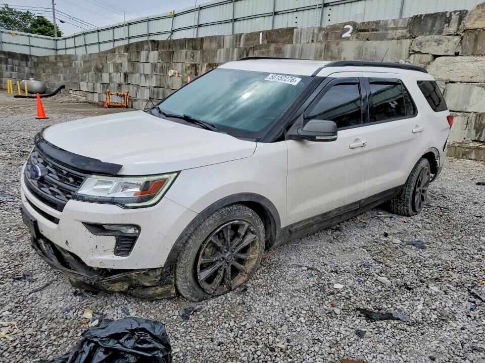 2018 FORD Explorer