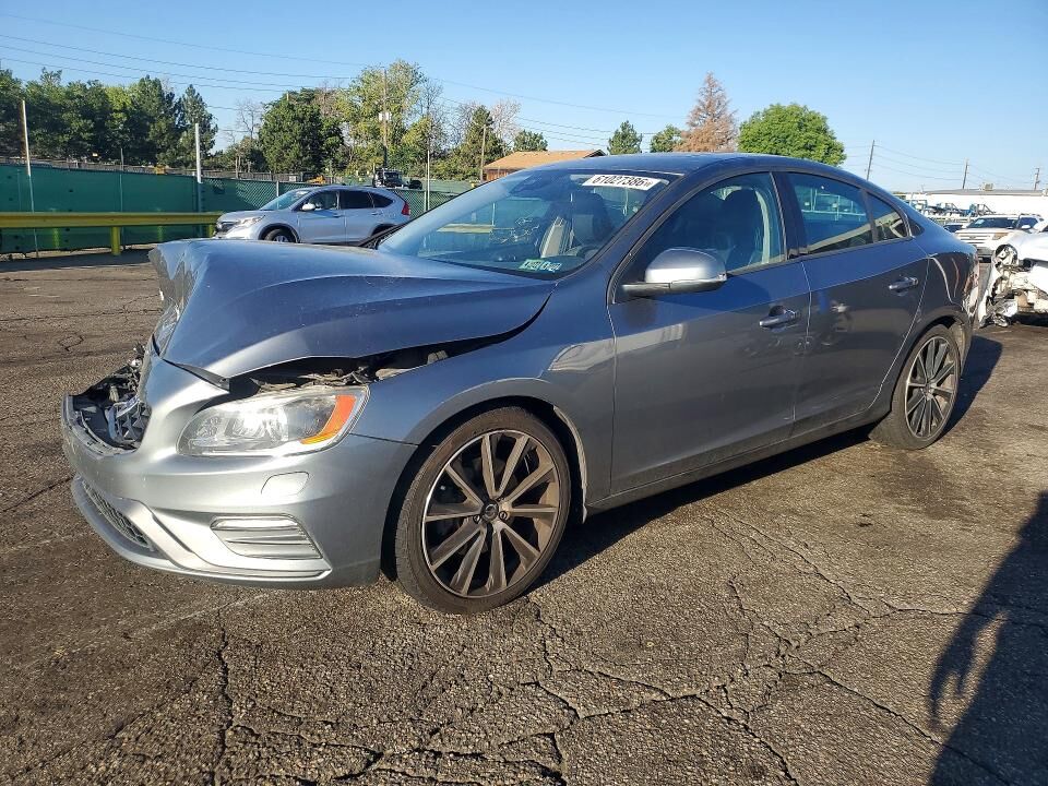 2018 VOLVO S60