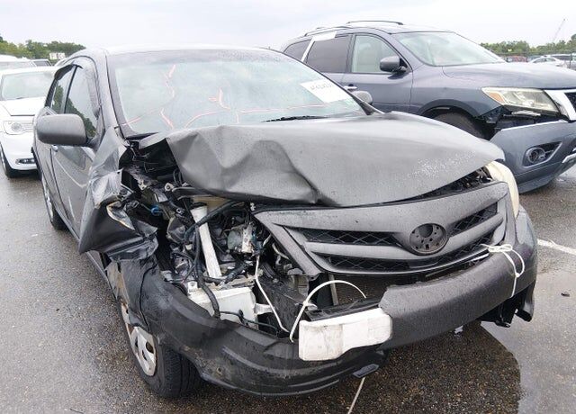 2011 TOYOTA Corolla
