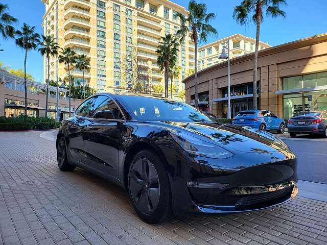 2018 TESLA Model 3