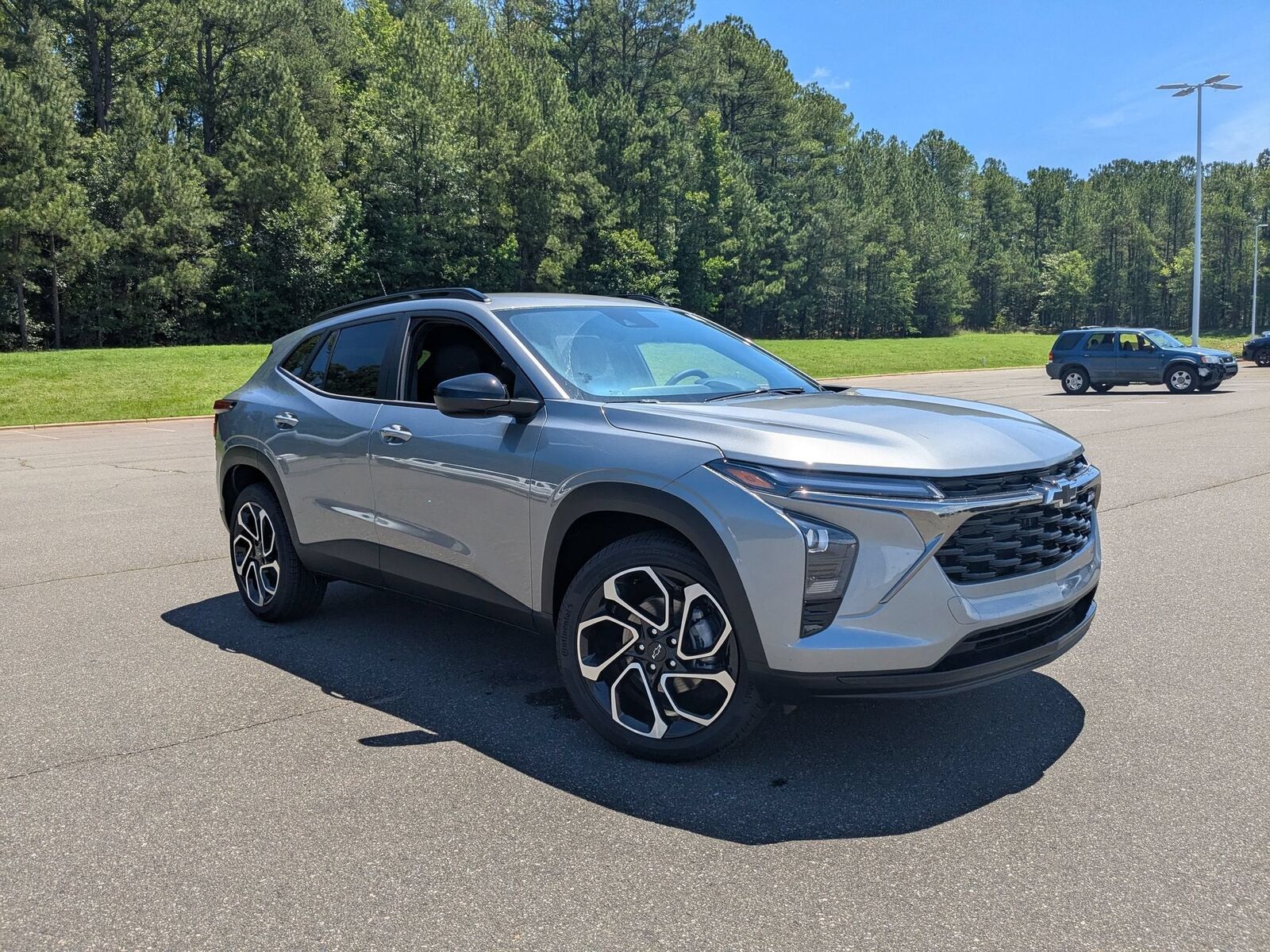2026 CHEVROLET Trax