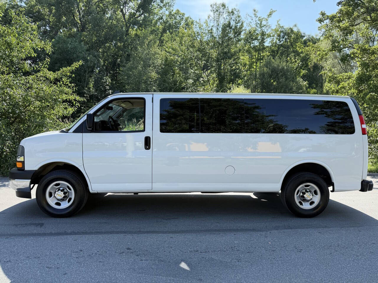 2024 CHEVROLET Express