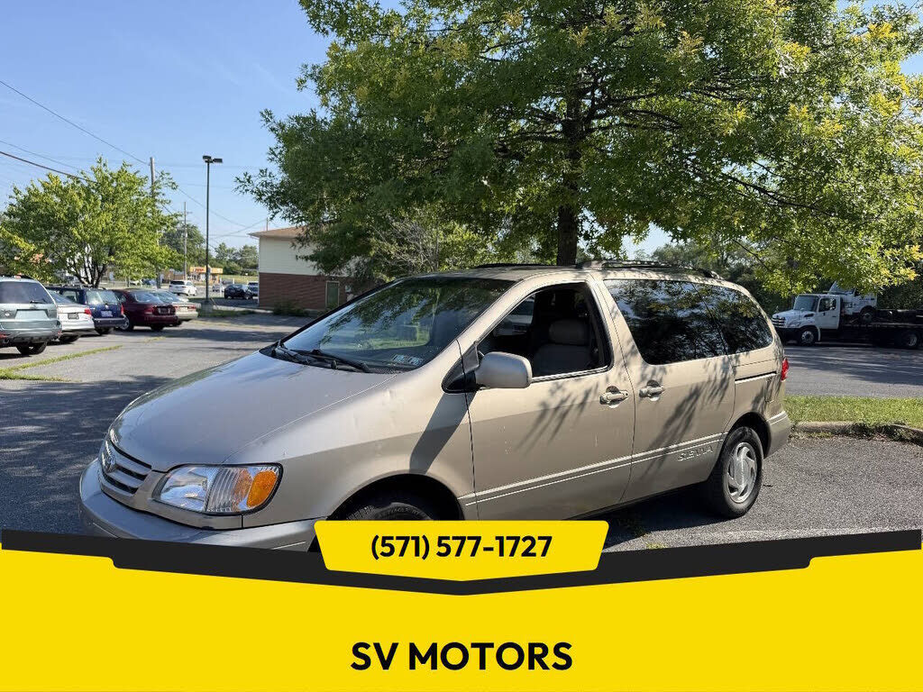 2002 TOYOTA Sienna