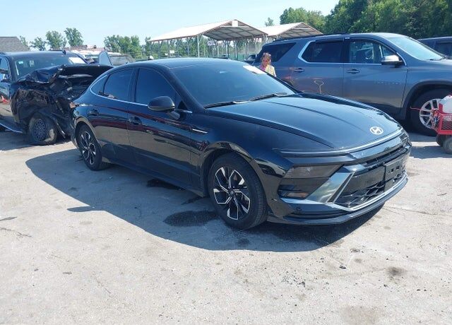 2025 HYUNDAI Sonata