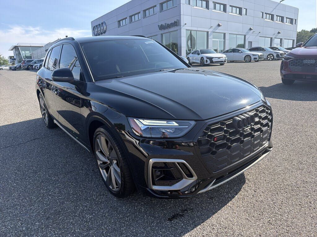 2025 AUDI SQ5