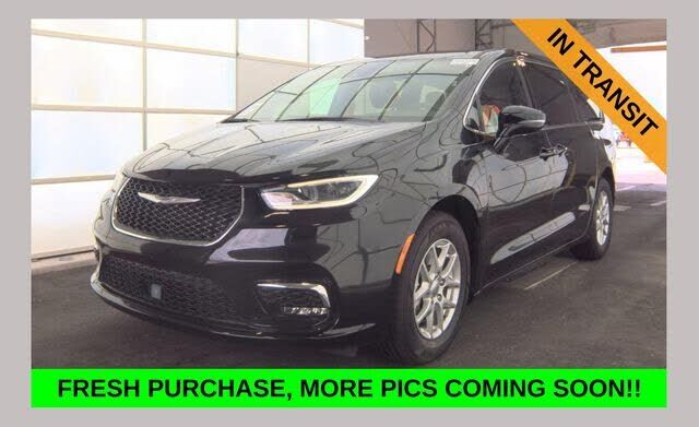 2025 CHRYSLER Pacifica