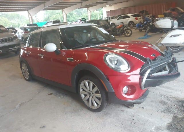 2017 MINI Cooper