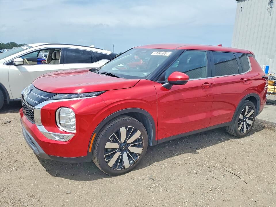 2025 MITSUBISHI Outlander