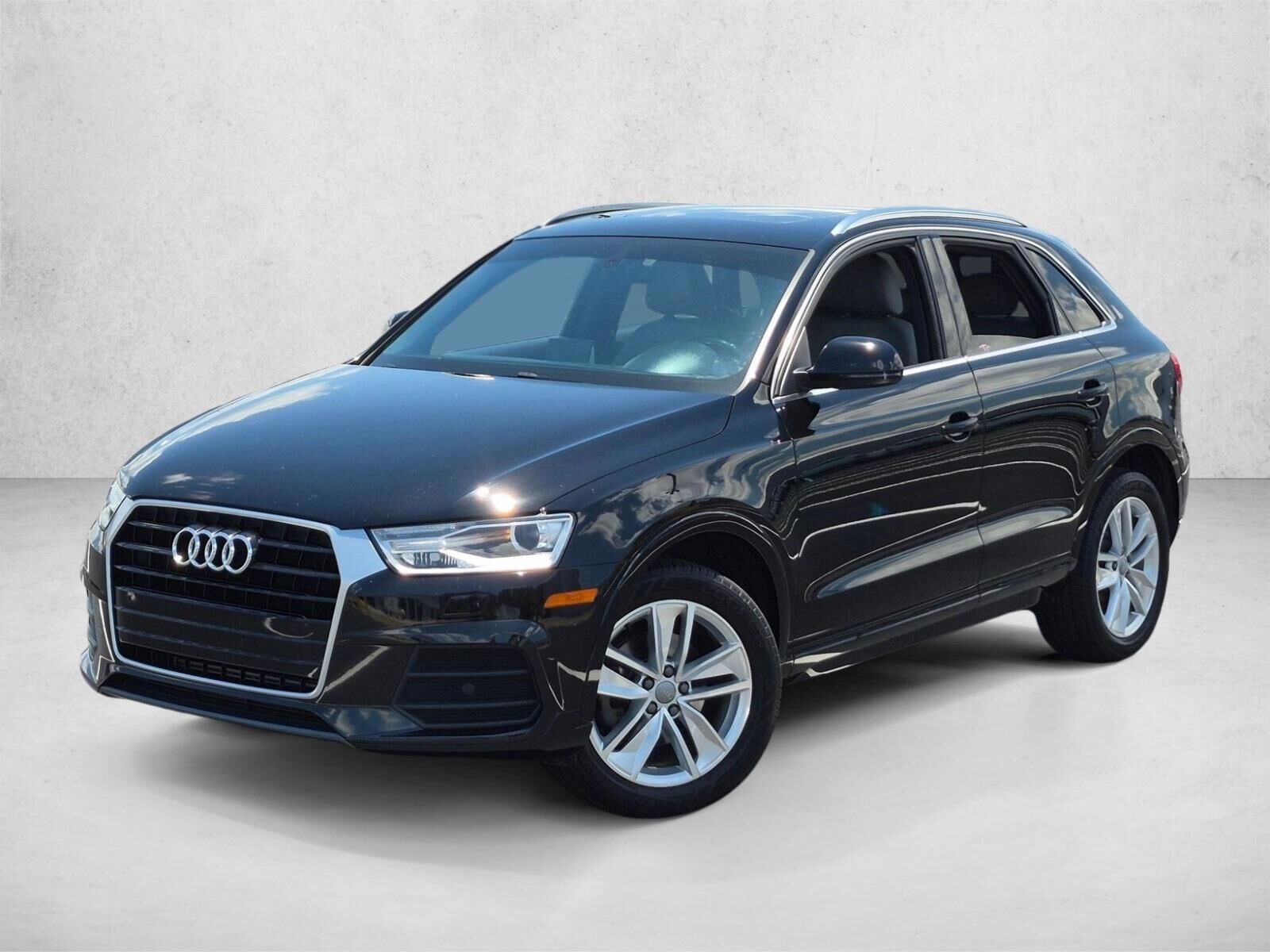 2017 AUDI Q3
