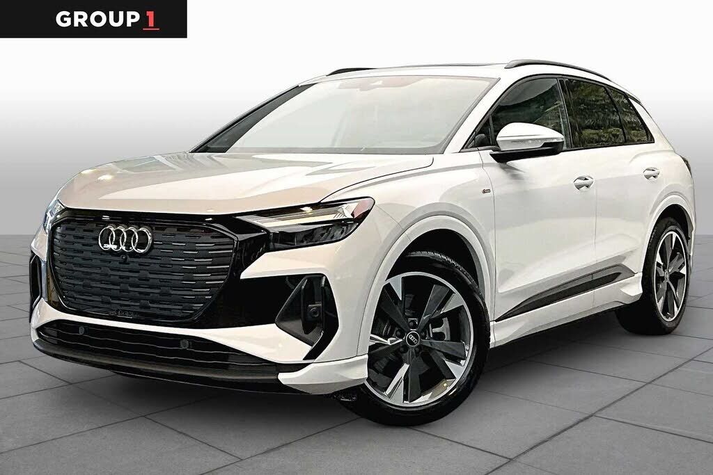 2025 AUDI Q4