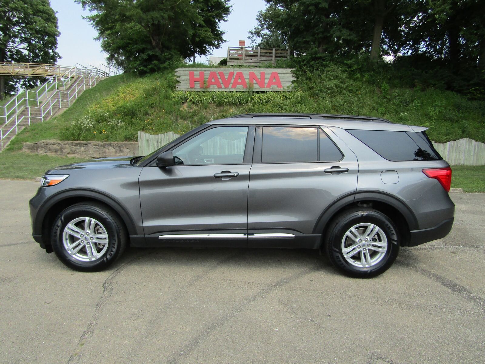 2024 FORD Explorer