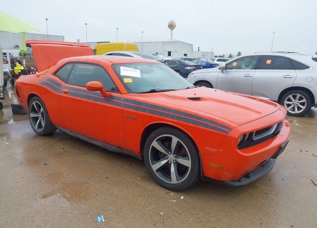 2013 DODGE Challenger