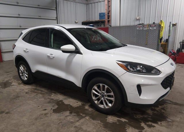 2021 FORD Escape