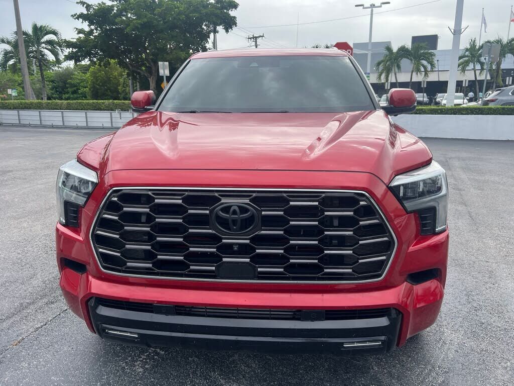 2024 TOYOTA Sequoia