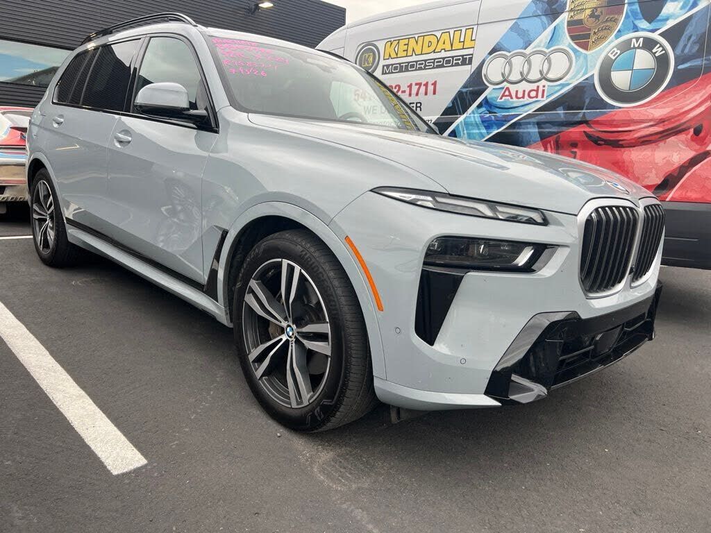 2024 BMW X7
