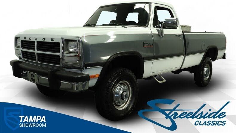 1992 DODGE W-Series