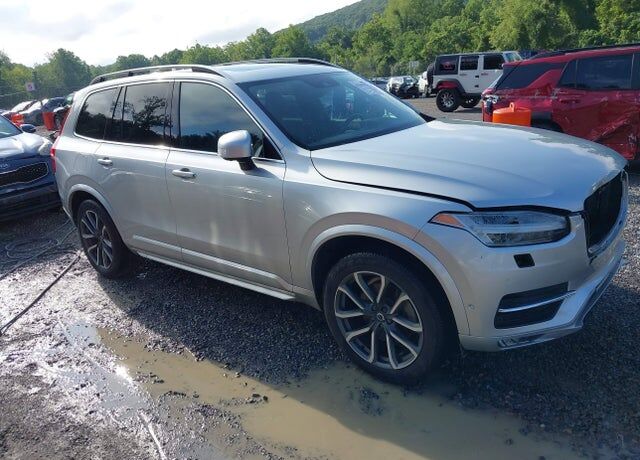 2018 VOLVO XC90