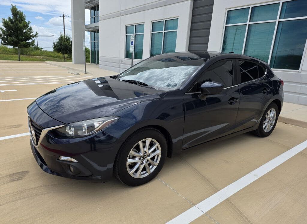 2016 MAZDA Mazda3