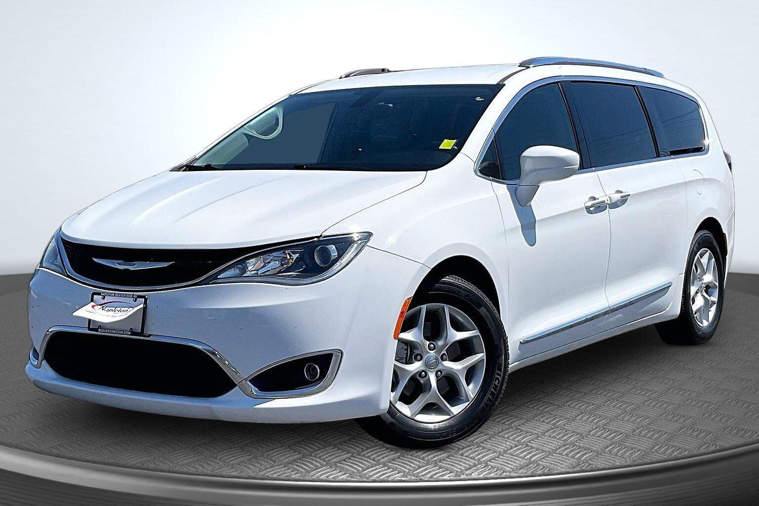 2017 CHRYSLER Pacifica
