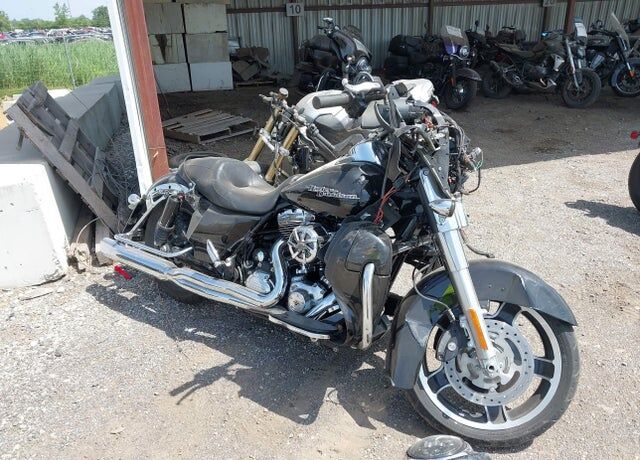 2013 HARLEY DAVIDSON Street Glide