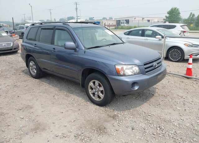 2004 TOYOTA Highlander