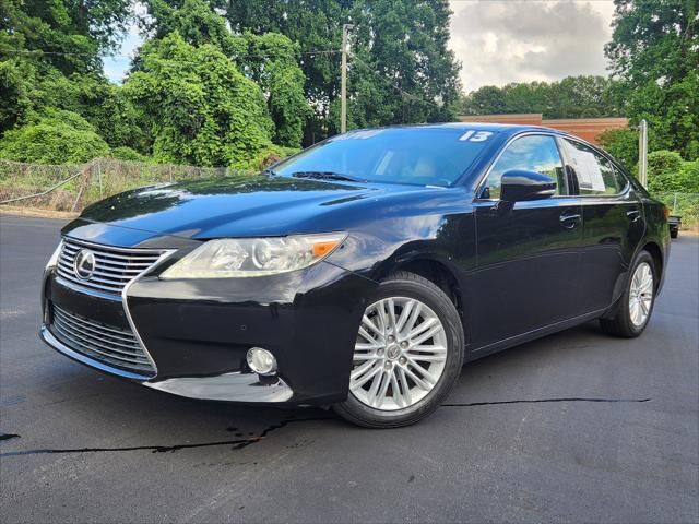 2013 LEXUS ES