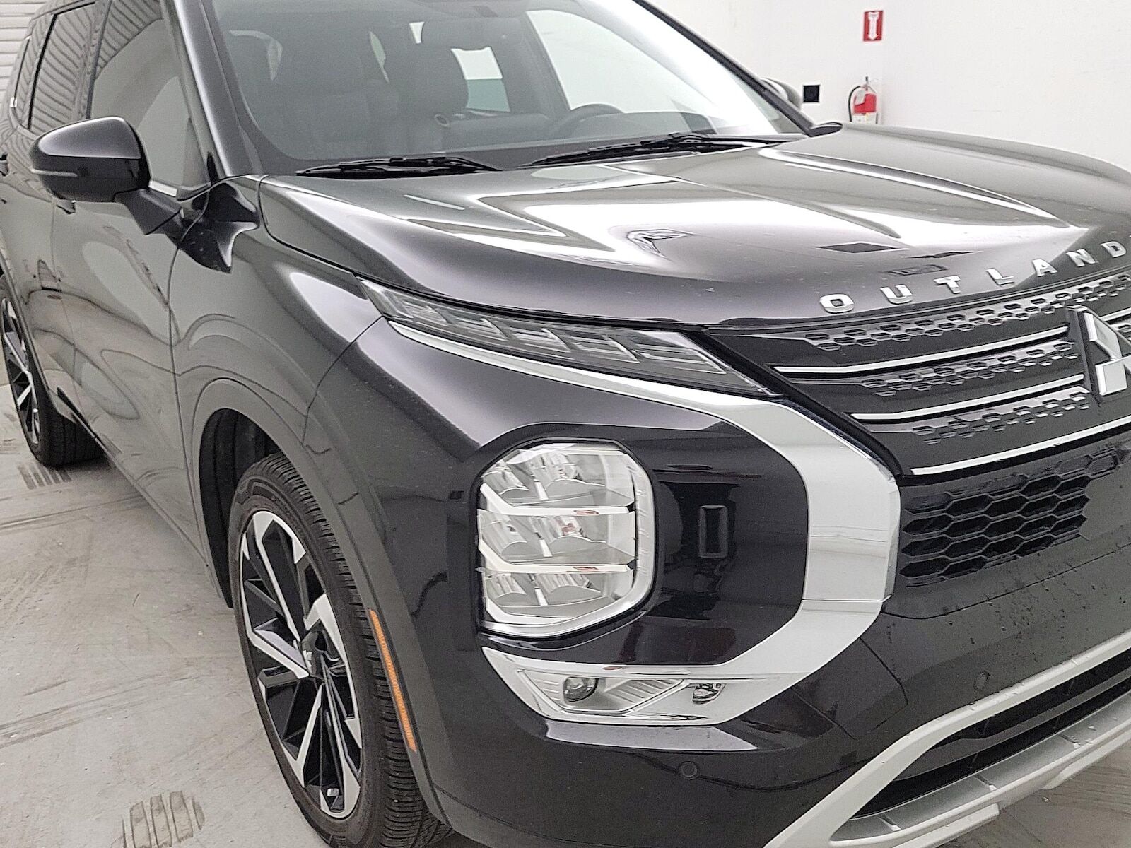 2022 MITSUBISHI Outlander