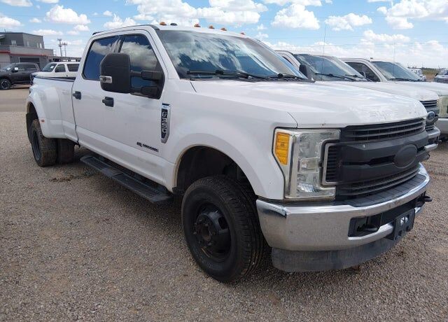 2017 FORD F-350