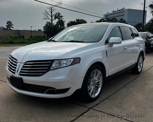 2019 LINCOLN MKT