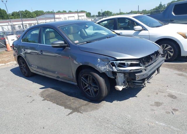 2015 VOLKSWAGEN Jetta