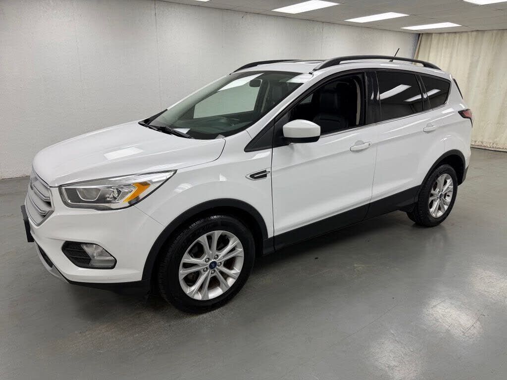 2018 FORD Escape