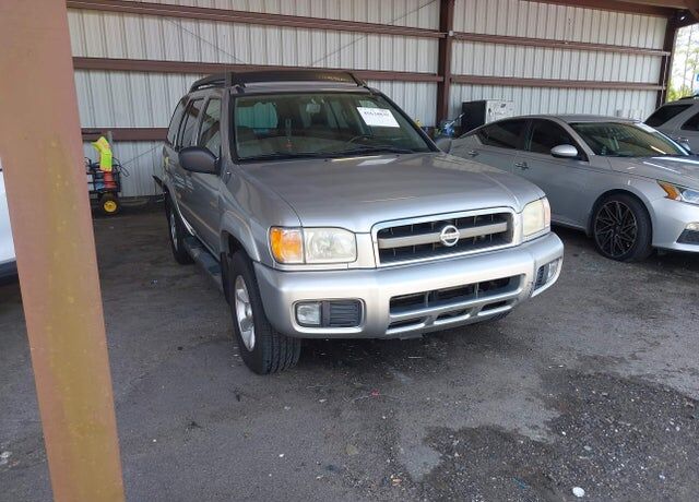 2003 NISSAN Pathfinder