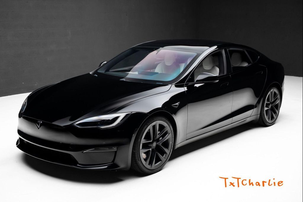 2023 TESLA Model S