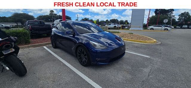 2022 TESLA Model Y