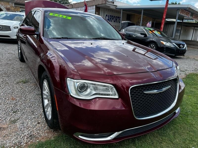 2017 CHRYSLER 300