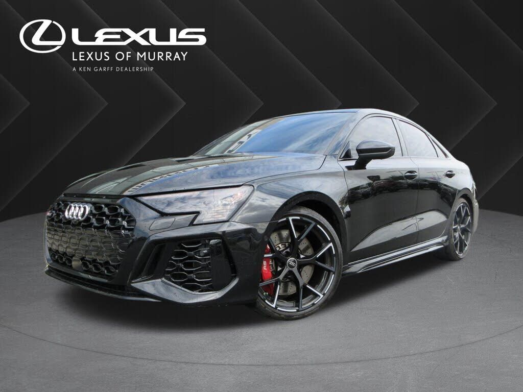 2023 AUDI RS3