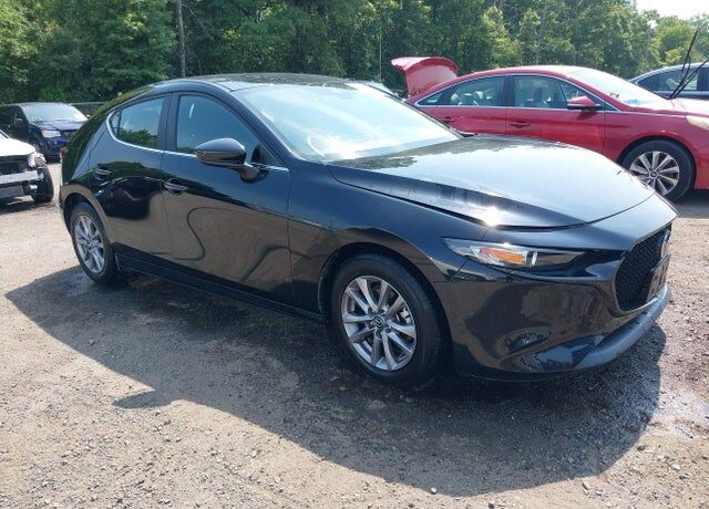 2022 MAZDA Mazda3