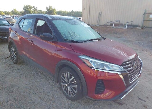 2021 NISSAN Kicks