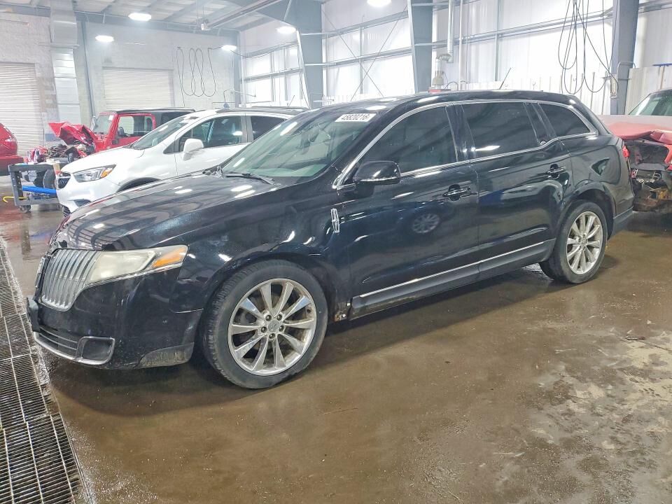 2011 LINCOLN MKT
