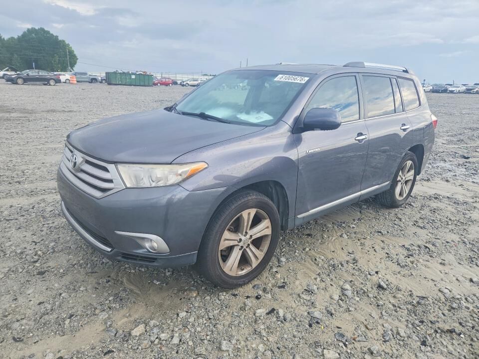 2011 TOYOTA Highlander