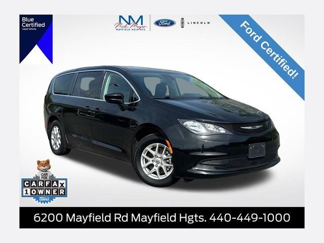 2023 CHRYSLER Voyager