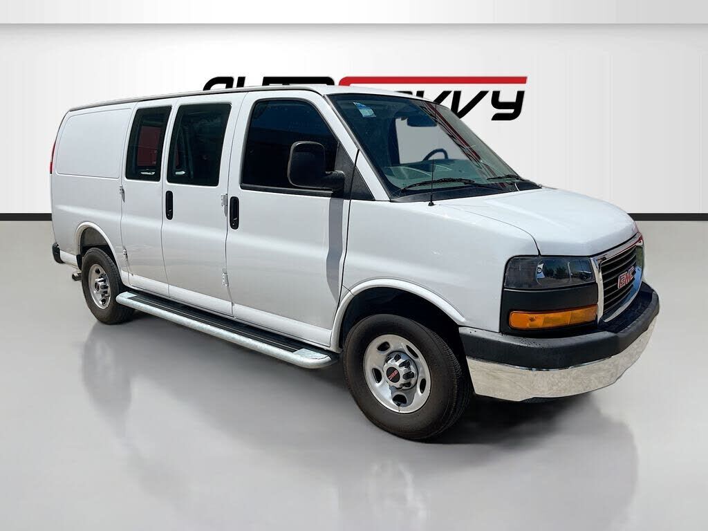 2025 GMC Savana