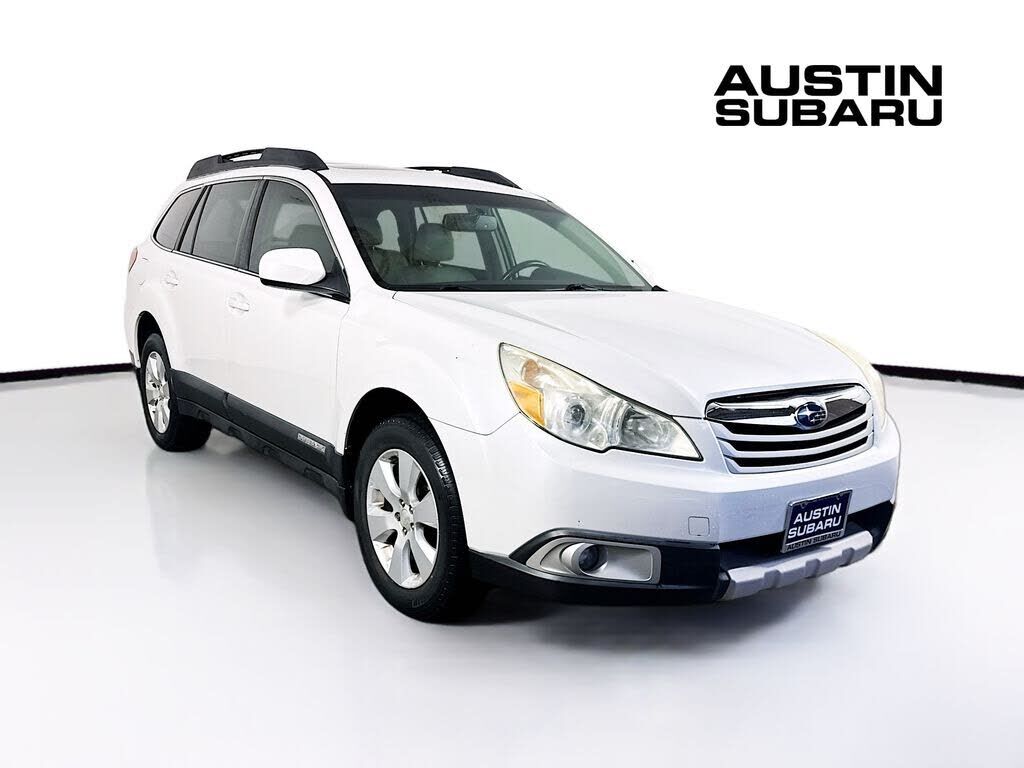 2010 SUBARU Outback