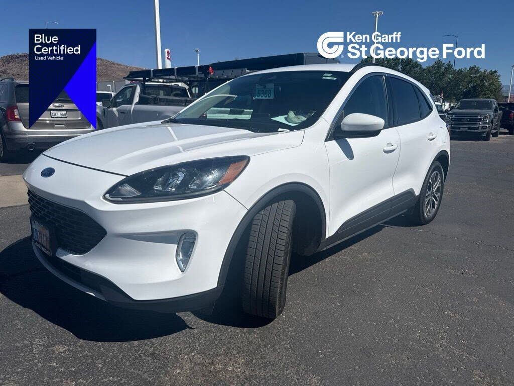 2020 FORD Escape