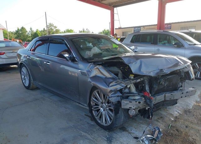 2011 CHRYSLER 300