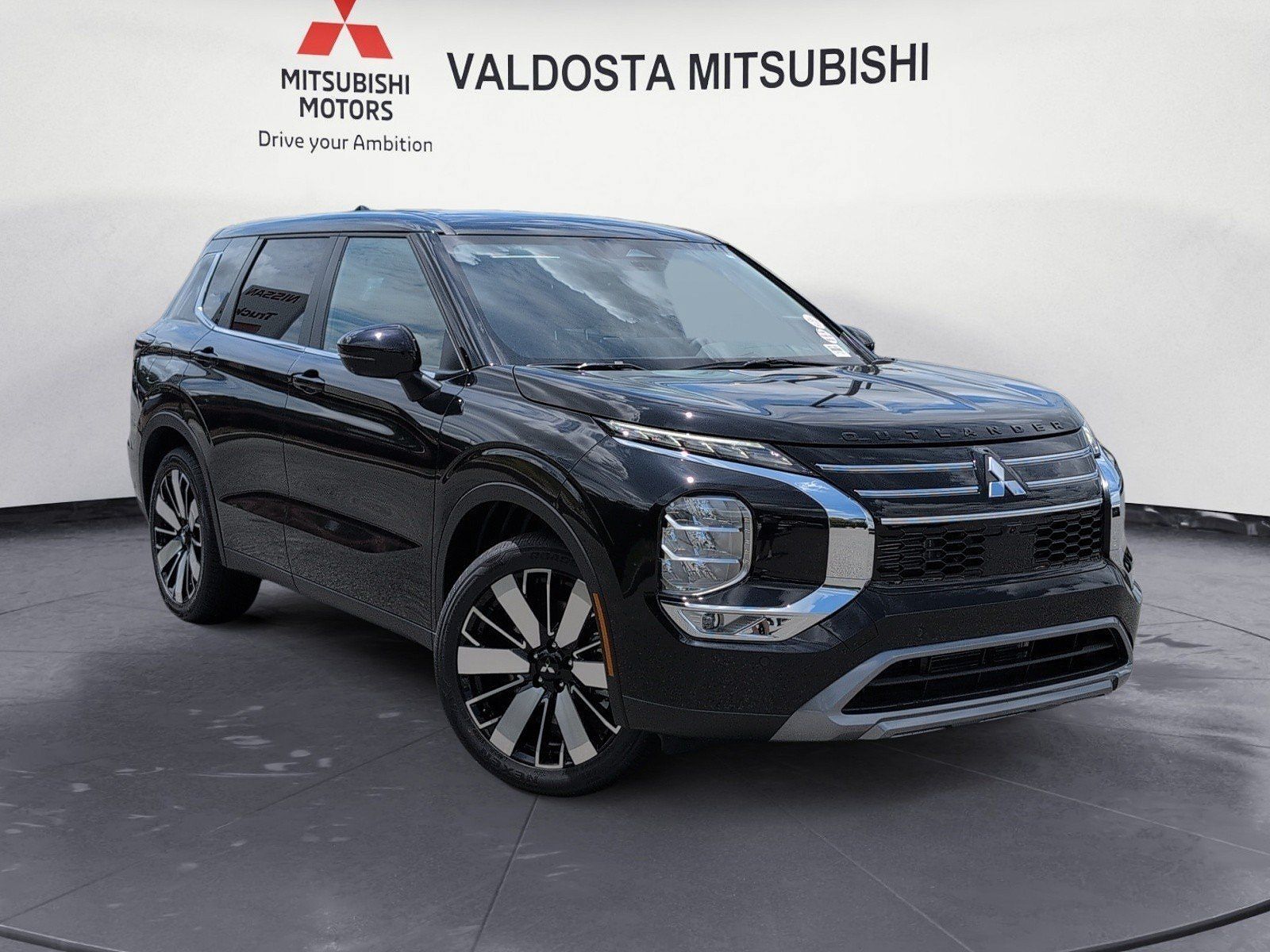 2026 MITSUBISHI Outlander